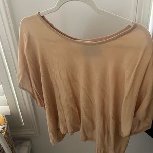 Tonlé Top Muted Peach size Small